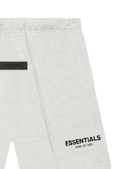 FEAR OF GOD ESSENTIALS SHORT GRIS CLARO *ORIGINAL*